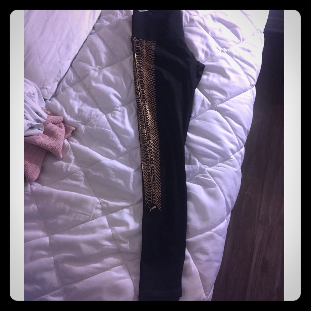 TEMPORARY NFS NWOT black high waisted Puma yoga